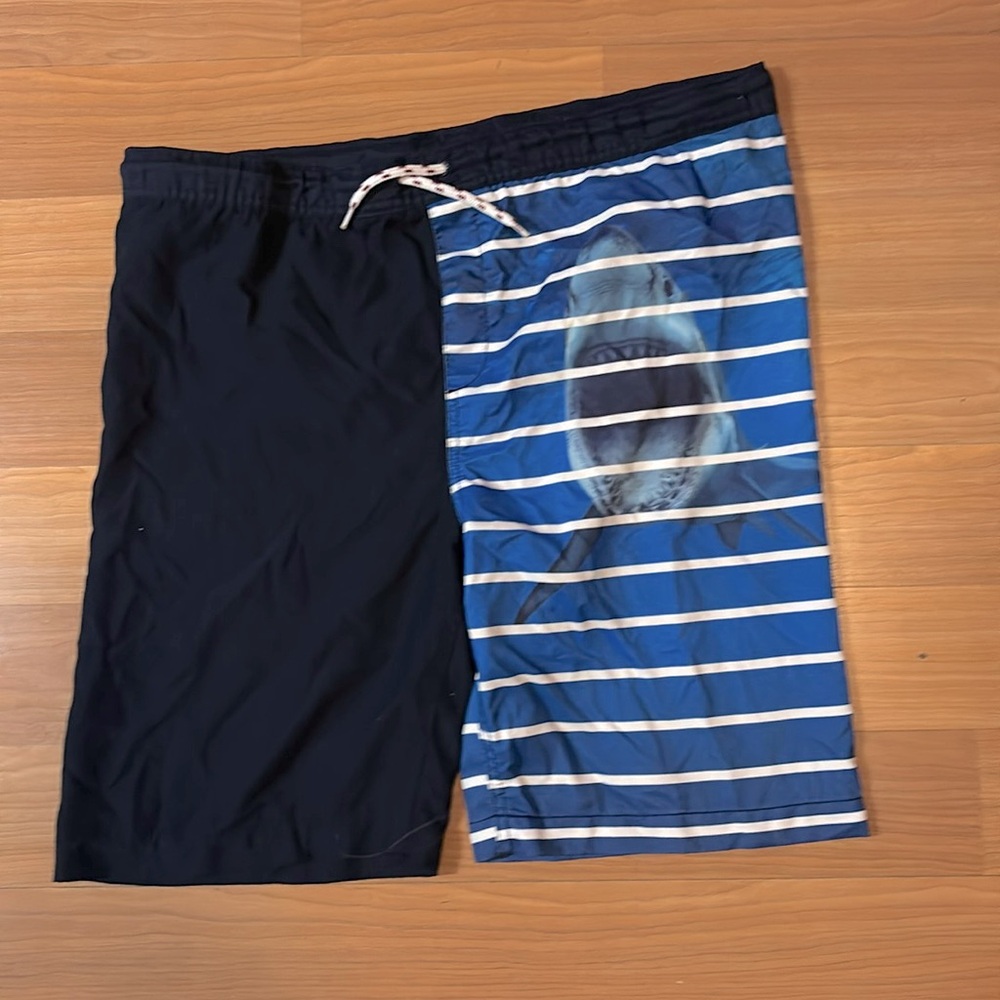 Land's End Men's Swim Trunks Swimsuit Navy Blue Shark Men’s  Size XL